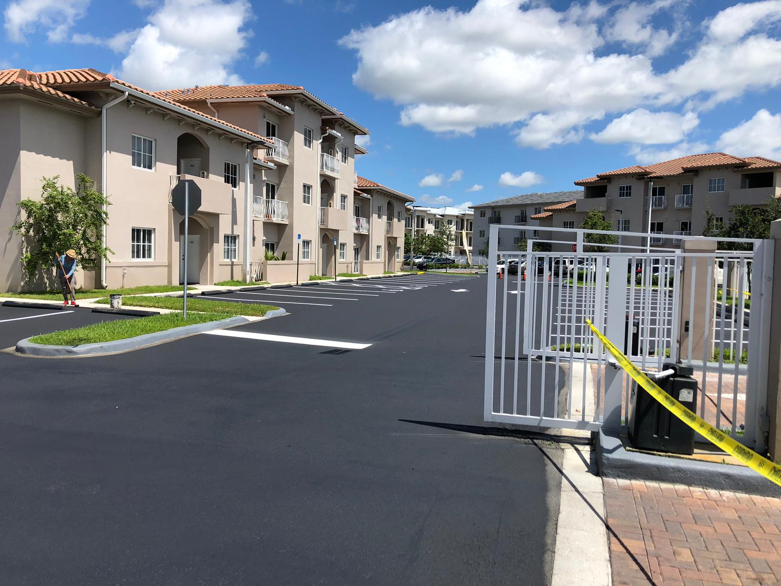 Dade asphalt commercial parking lot project